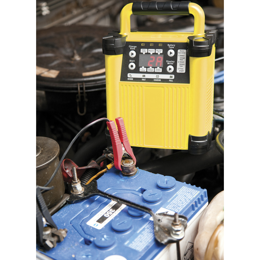 Intelligent 6V12V24V 15A Battery Charger