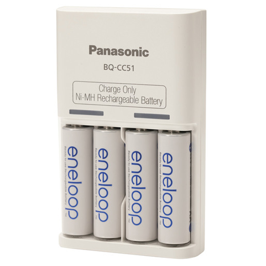 Panasonic Ni-MH Battery Charger with 4 Eneloop Batteries 
